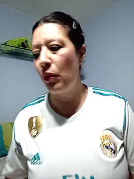 carolina linarez69 online show from 2, 12, 2025