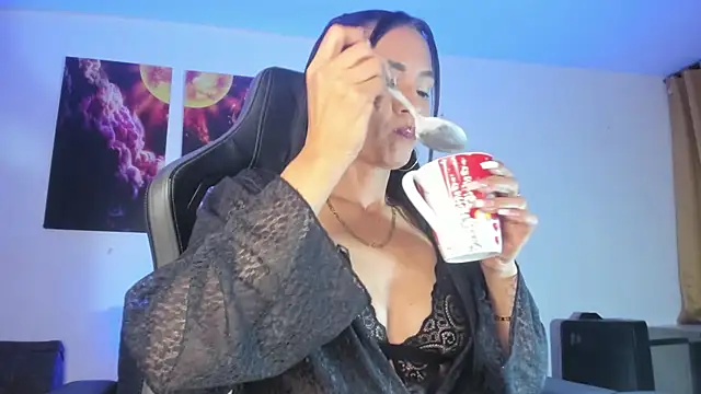 Snapshot of Lazy_Blake chatting on 20, 1, 2025 Lazy Blake online show from 20, 1, 2025