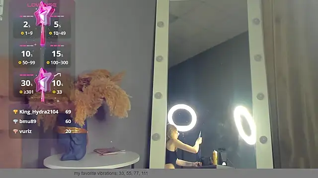 Esme Runn online show from 2, 12, 2024