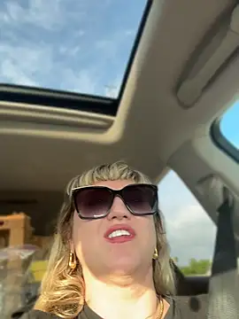 Babette xox online show from 2, 6, 2026