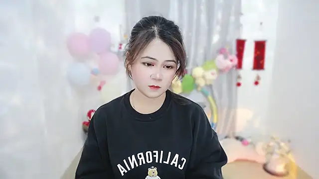 Snapshot of Fan_ting chatting on 25, 4, 2026 Fan ting online show from 25, 4, 2026