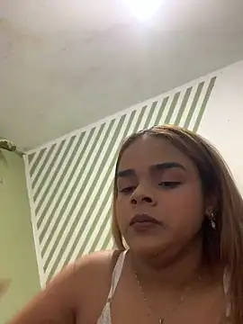 Evabigass online show from 6, 12, 2024