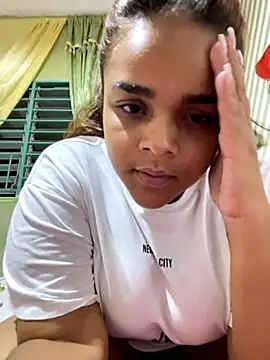 Evabigass online show from 12, 11, 2025