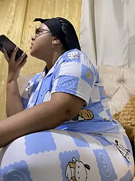 Snapshot of Evabigass chatting on 28, 7, 2026 Evabigass online show from 28, 7, 2026