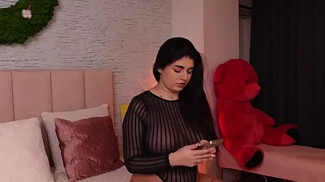 Snapshot of RachelSwaan chatting on 21, 1, 2025 RachelSwaan online show from 21, 1, 2025