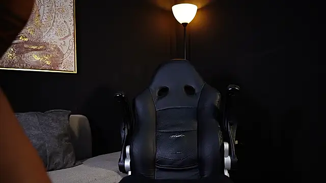 CallumMuscle online show from 10, 3, 2026