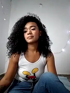 Snapshot of evafoxs chatting on 4, 2, 2025 evafoxs online show from 4, 2, 2025