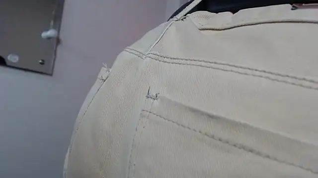 Layla 707 online show from 12, 2, 2025