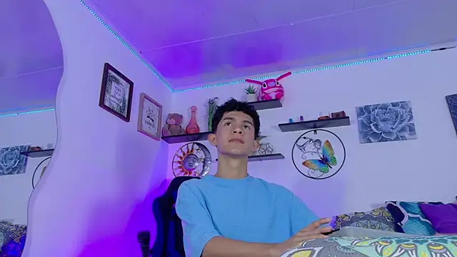 Noah tyler  online show from 21, 10, 2025