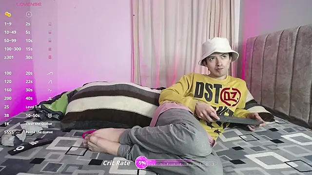 Yellowpokemon23 online show from 17, 9, 2025