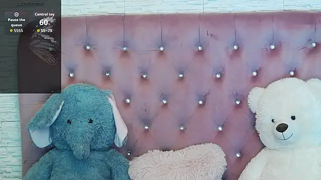 SophiaStarr online show from 8, 10, 2025