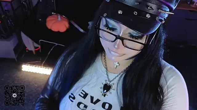 Pleasure You  online show from 5, 8, 2026
