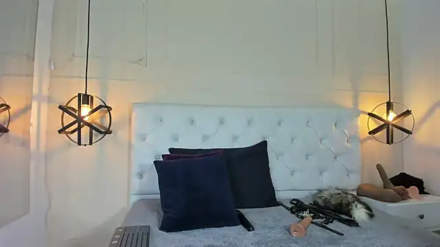 Snapshot of Slut_Milf_ chatting on 8, 2, 2025 Slut Milf online show from 8, 2, 2025