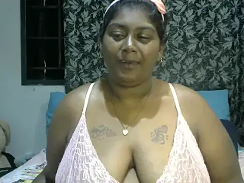 Snapshot of indiansuga chatting on 28, 1, 2025 indiansuga online show from 28, 1, 2025