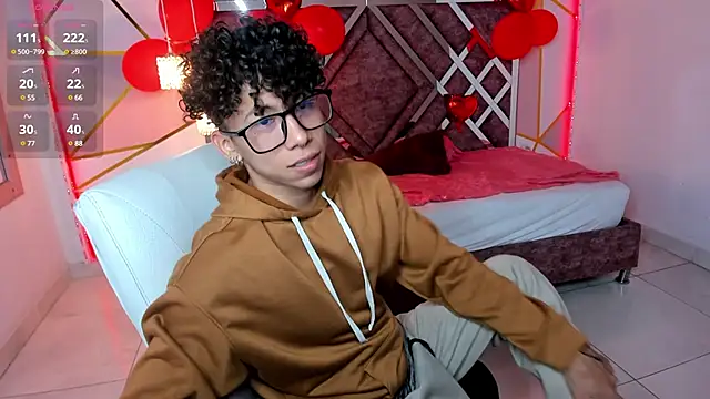 Snapshot of AkazaBoy_ chatting on 12, 2, 2025 AkazaBoy online show from 12, 2, 2025