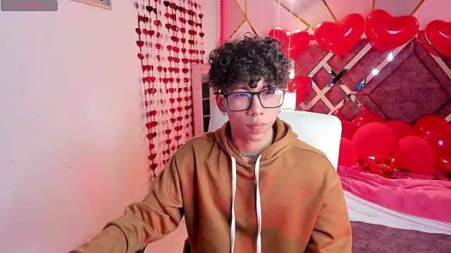 Snapshot of AkazaBoy_ chatting on 16, 2, 2025 AkazaBoy online show from 16, 2, 2025