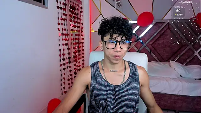 Snapshot of AkazaBoy_ chatting on 27, 2, 2025 AkazaBoy online show from 27, 2, 2025