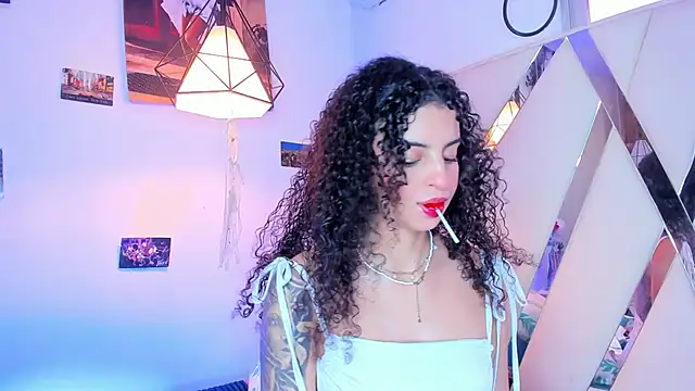 CurlyRose   online show from 14, 3, 2025