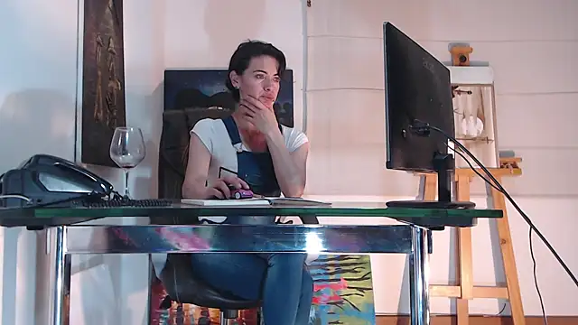 Afrodita Arggeniss online show from 31, 12, 2024