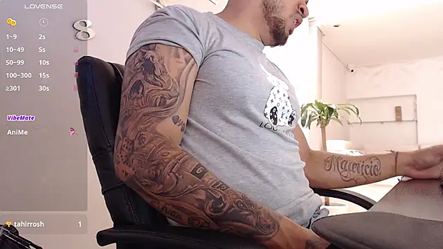 Aaron Hunter  online show from 15, 3, 2025