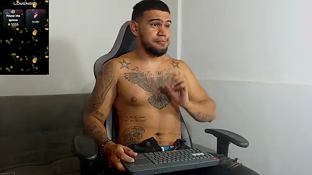 Aaron Hunter  online show from 1, 10, 2025