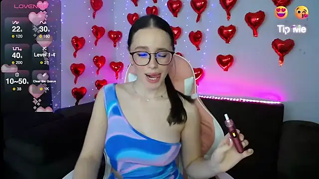 Emillias online show from 3, 3, 2025