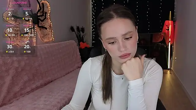 Emillias online show from 22, 10, 2025