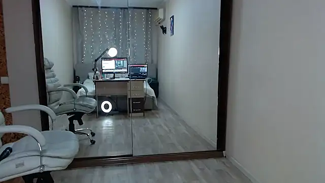 VitaminPorn online show from 6, 2, 2026