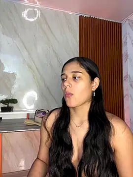 floriamANDjazmin online show from 22, 11, 2025