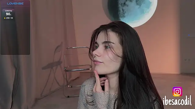 Snapshot of adriana_allien chatting on 5, 5, 2026 adriana allien online show from 5, 5, 2026