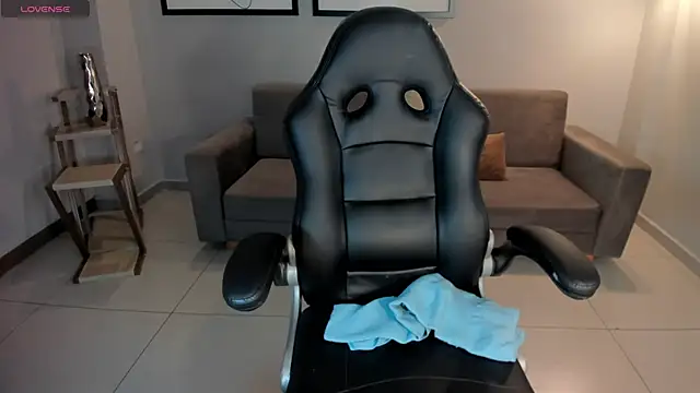 TaraLawrence online show from 11, 1, 2025