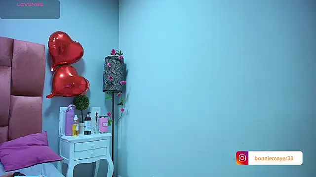 SweetBonniie online show from 27, 2, 2025