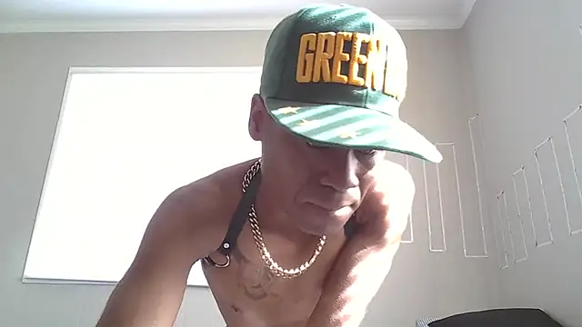 Snapshot of PETER-RABIT chatting on 14, 12, 2024 PETER-RABIT online show from 14, 12, 2024