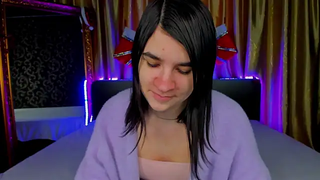  Polly Love  online show from 18, 1, 2026