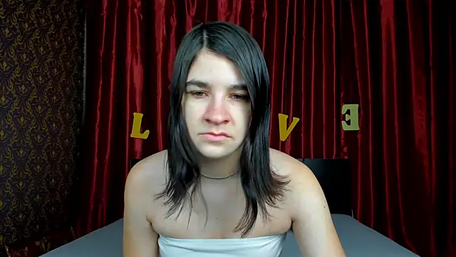  Polly Love  online show from 14, 2, 2026