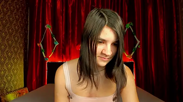  Polly Love  online show from 10, 3, 2026