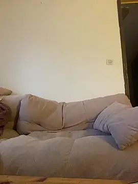 Melinastarr online show from 12, 11, 2025