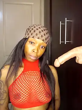 Snapshot of DickDiva1 chatting on 25, 10, 2025 DickDiva1 online show from 25, 10, 2025