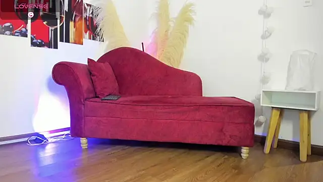 emma sexxy online show from 13, 2, 2026