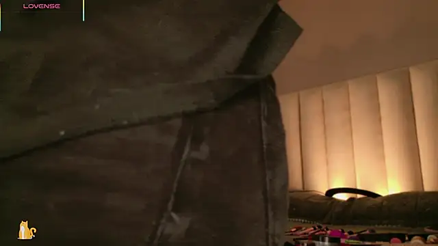 Megan mooree  online show from 11, 10, 2025