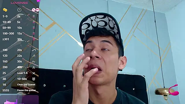 Oliver king sex online show from 3, 3, 2025