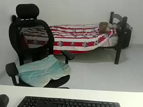 Snapshot of nikol_sexy39 chatting on 18, 2, 2025 nikol sexy39 online show from 18, 2, 2025