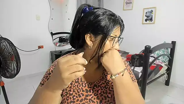 Snapshot of nikol_sexy39 chatting on 5, 11, 2025 nikol sexy39 online show from 5, 11, 2025