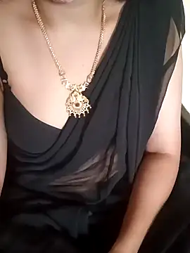 Snapshot of yourtamilcouple chatting on 14, 12, 2024 yourtamilcouple online show from 14, 12, 2024