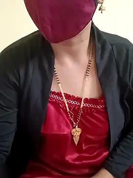 Snapshot of yourtamilcouple chatting on 25, 12, 2024 yourtamilcouple online show from 25, 12, 2024