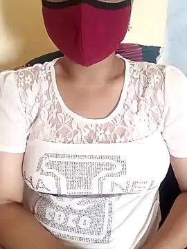 Snapshot of yourtamilcouple chatting on 7, 1, 2025 yourtamilcouple online show from 7, 1, 2025