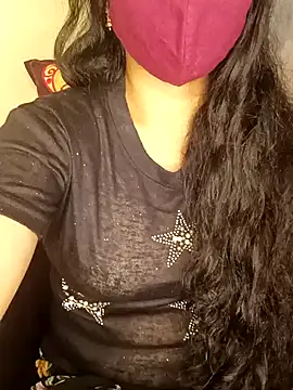 Snapshot of yourtamilcouple chatting on 7, 1, 2025 yourtamilcouple online show from 7, 1, 2025