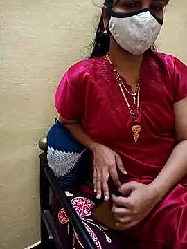 Snapshot of yourtamilcouple chatting on 13, 3, 2025 yourtamilcouple online show from 13, 3, 2025