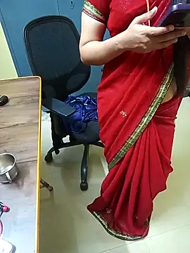 Snapshot of yourtamilcouple chatting on 22, 2, 2026 yourtamilcouple online show from 22, 2, 2026