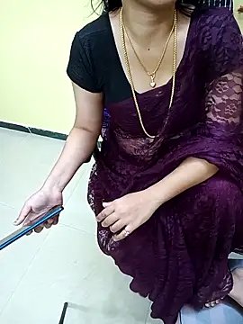 Snapshot of yourtamilcouple chatting on 26, 2, 2026 yourtamilcouple online show from 26, 2, 2026